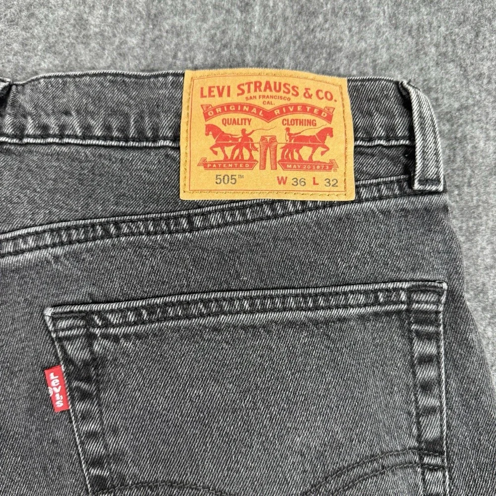 Levi's 505 Men's Jeans 36x32 Gray Black Regular Fit Stretch Denim